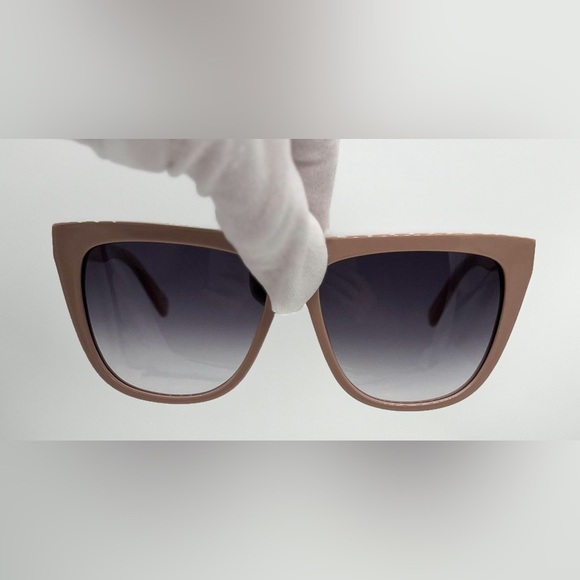 STELLA MCCARTNEY Blush Gold Chain Sunglasses SC0011SA Excellent condition! main image 4